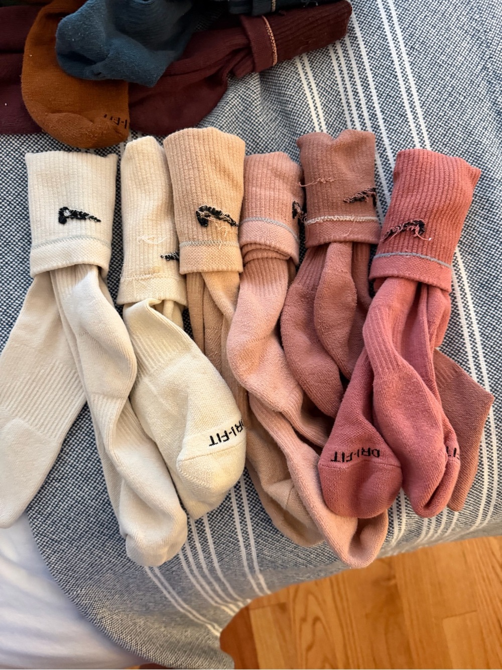 Nike Dri-FIT Crew Socks XL Lot of 6 Pairs Assorted Colors